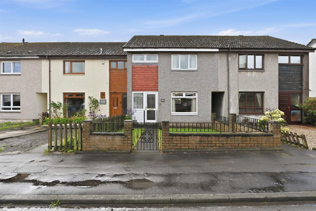 Main image of property: Leadside Crescent, Wellwood, Dunfermline