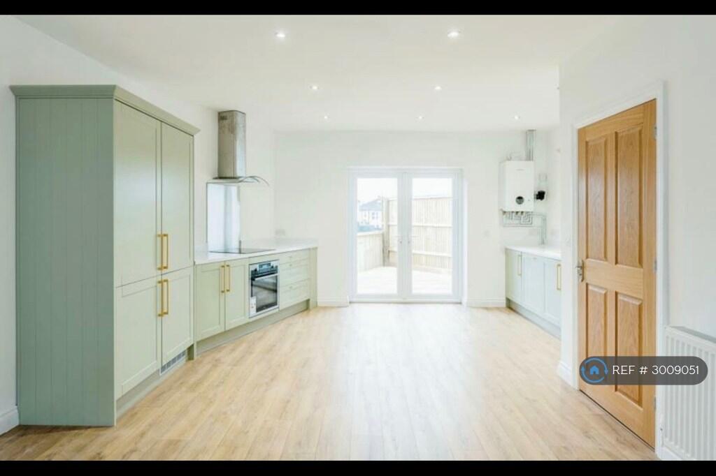 House in Bristol - View 2