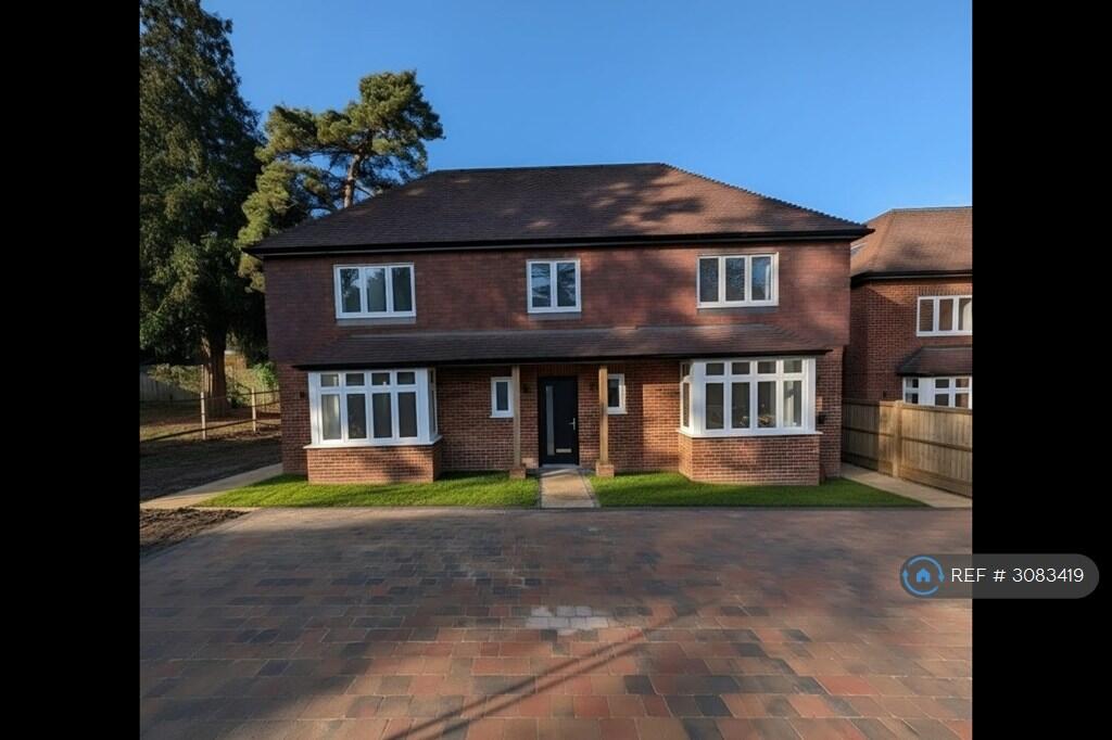 Main image of property: Lothian Wood, Tadworth, KT20