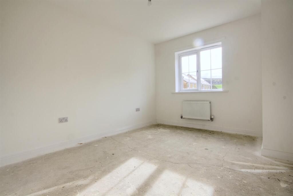 Additional image 2 of 14 Pen-Y-Ghent Road, Skipton