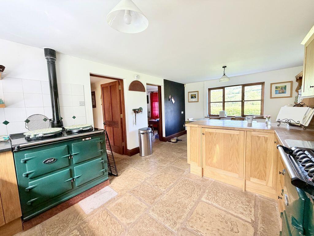 Llanwenarth, Abergavenny photo 4