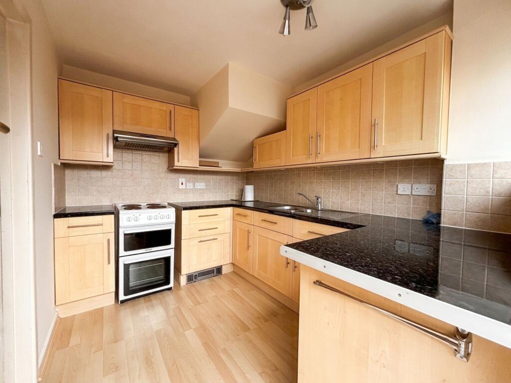 Laxton Close, Olveston, BS35 photo 4