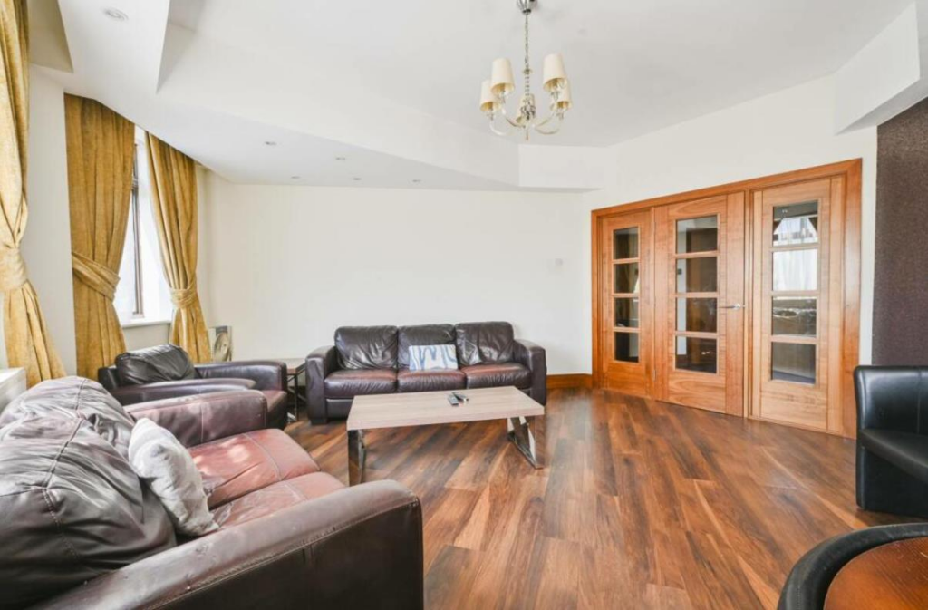 Main image of property: Dudley Court, Upper Berkeley St, Marble Arch, London, W1H