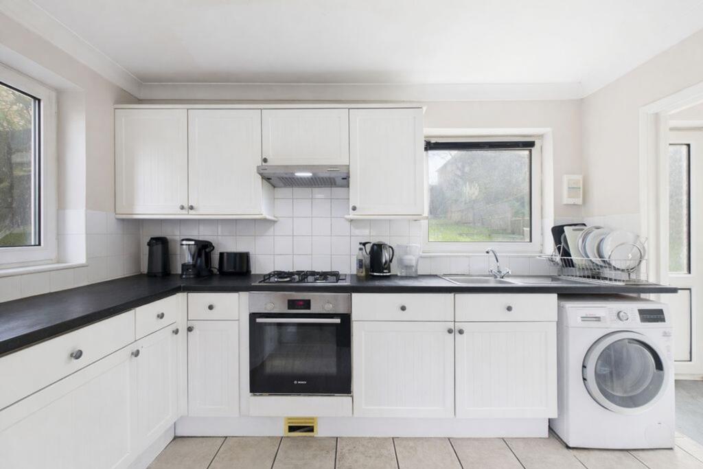 1 bedroom detached house for rent