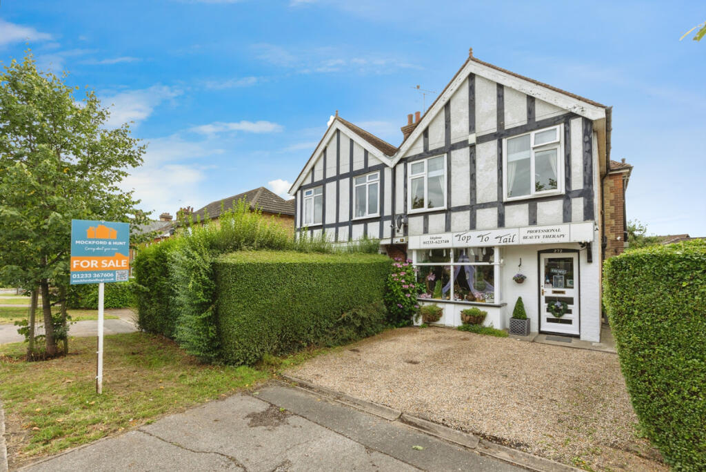 Main image of property: Faversham Road, Ashford, TN24 9