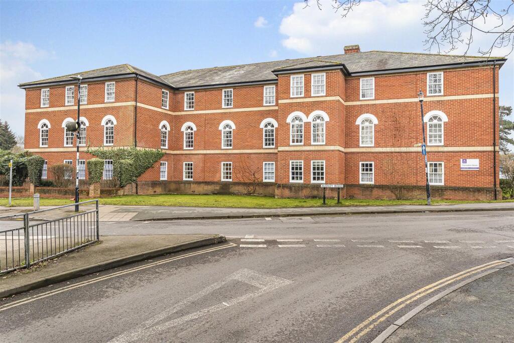 Main image of property: Farmadine House, Saffron Walden