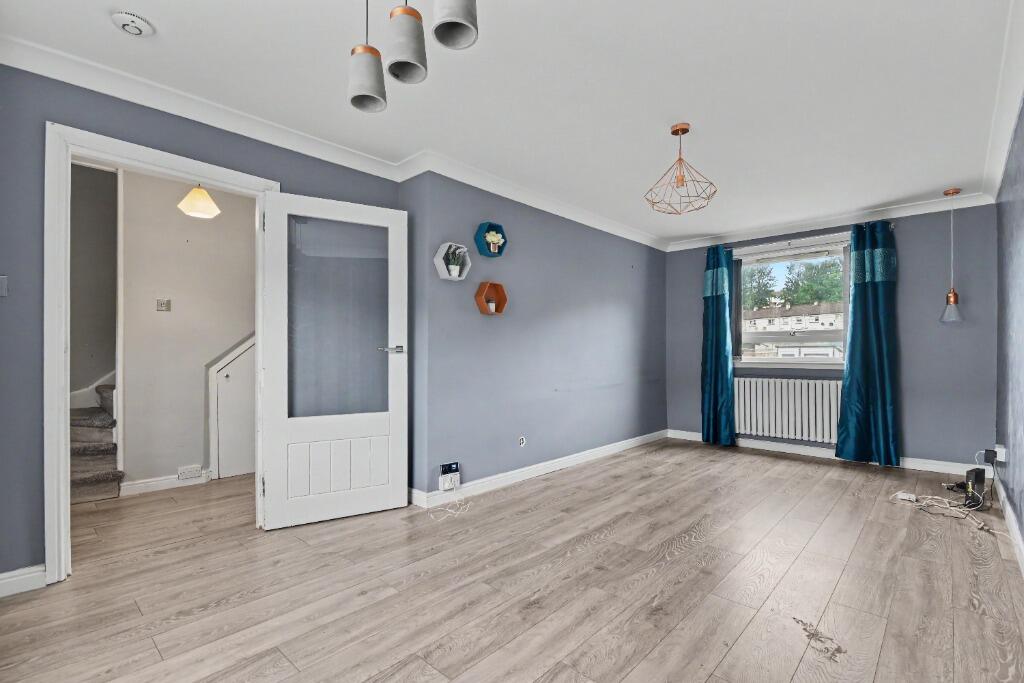 House in Paisley, Inverclyde - More