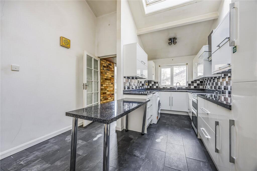House in New Forest, New Milton - View 4