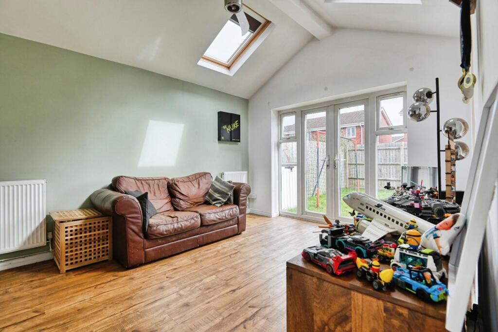 Additional image 2 of Petard Close, Two Gates, Tamworth