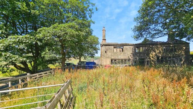 Higher Castleshaw Farm