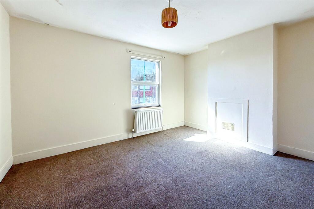 Beaconsfield Road, Wick, Littlehampton, West Sussex - View 6