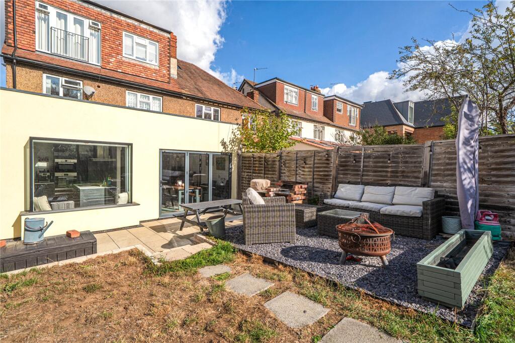 Apartment in London - View 4