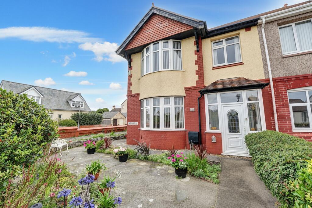 Main image of property: East Parade, Rhyl, LL18