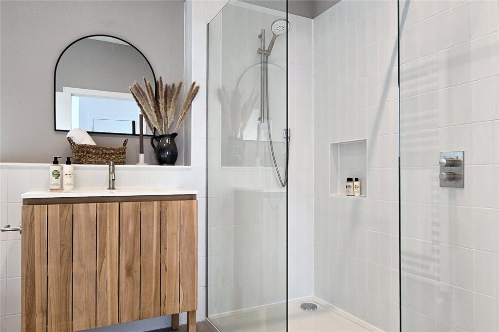 Additional image 25 of The Barn Garden, Great Elm