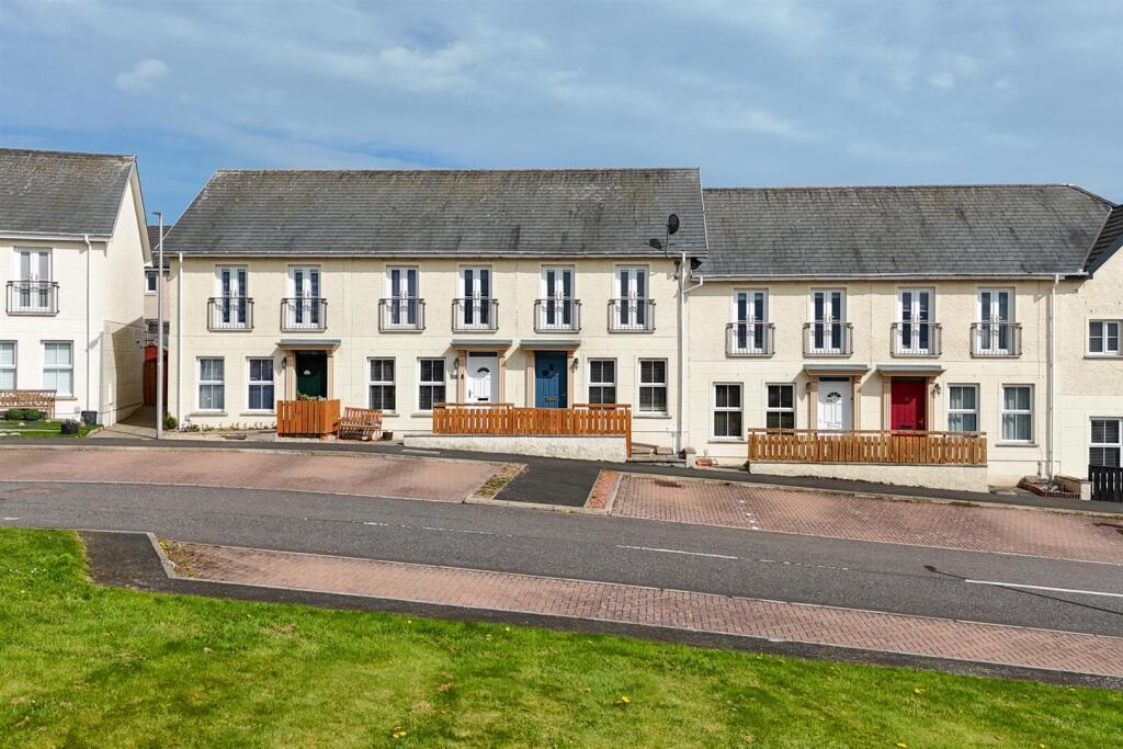 Main image of property: 18 Swan Avenue, Chirnside