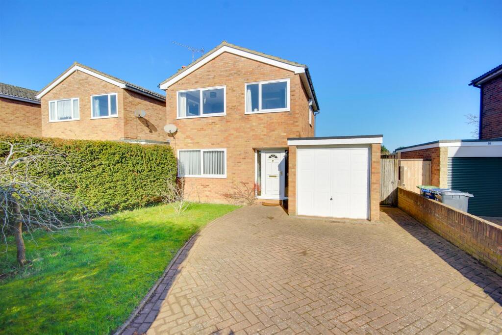 Main image of property: Wheatley Crescent, Bluntisham