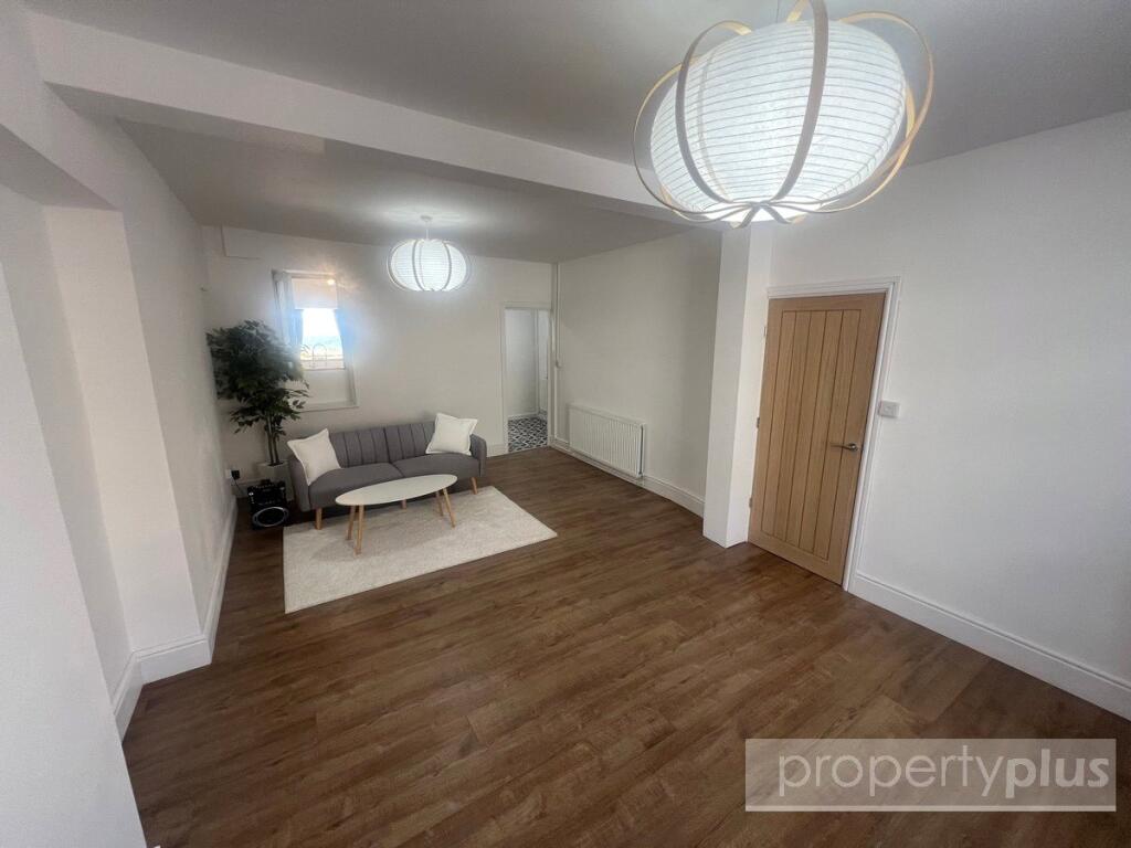 Brocks Terrace, Porth, Rhondda Cynon Taff, CF39 - View 5