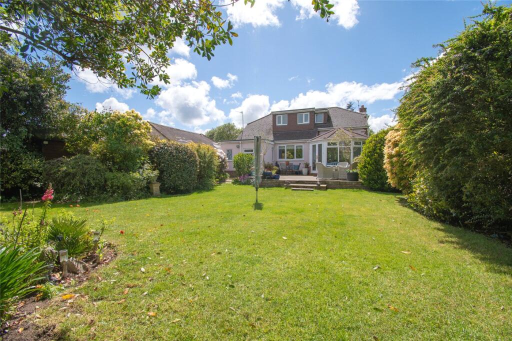 House in Wirral, Liverpool City Region - View 3