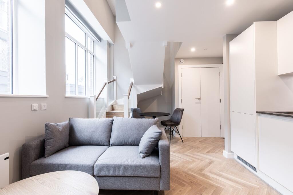 Main image of property: Flat 20 George West House