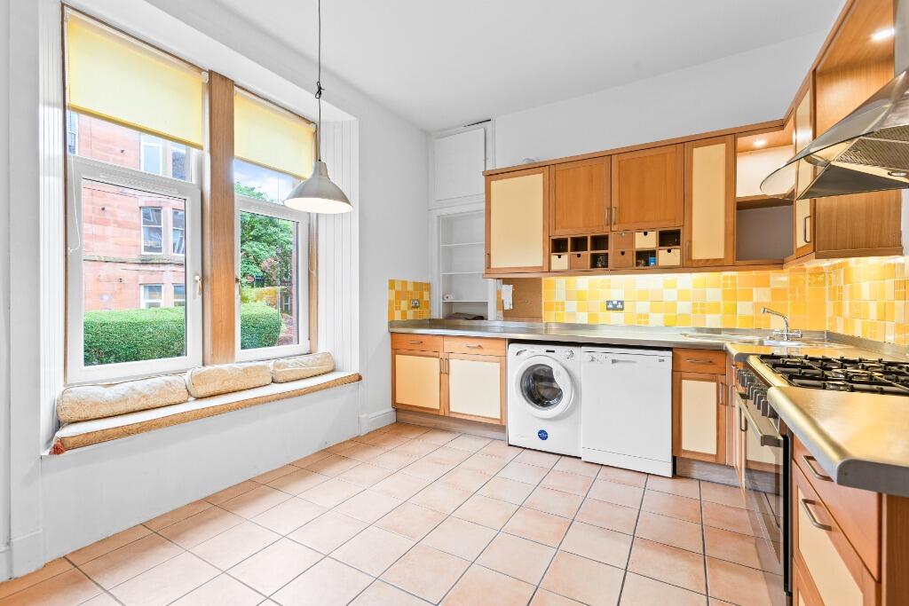Apartment in Glasgow - View 3