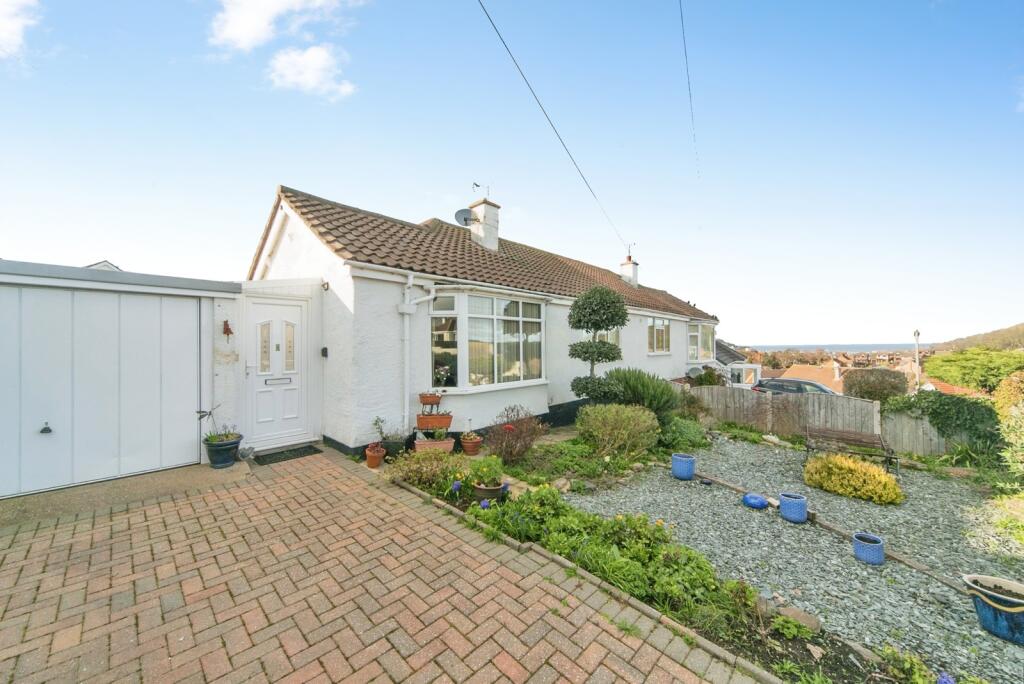 2-bed house on Arfryn, Llandudno, Conwy, LL30, £260,000