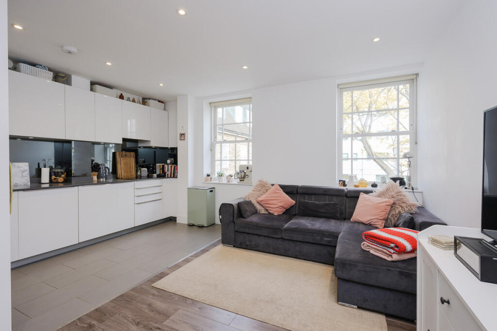 Main image of property: Kew Bridge Road, Brentford, TW8