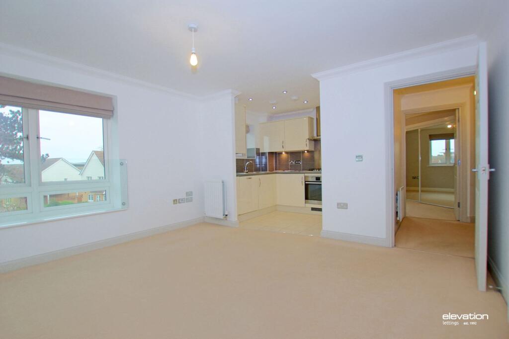 Apartment in Milton Keynes, West Bletchley - More