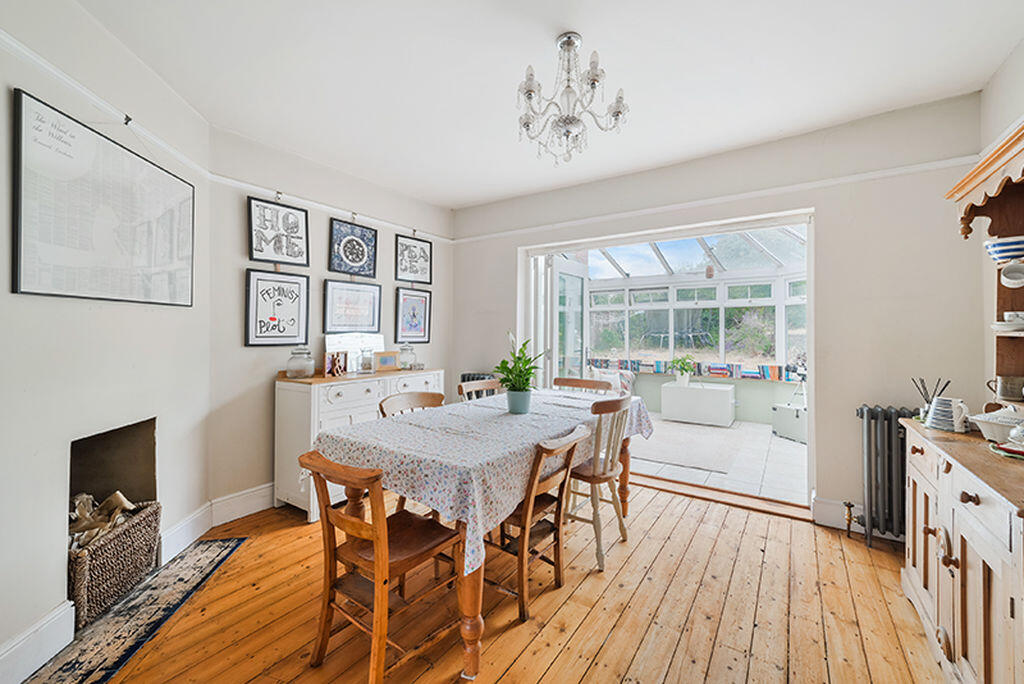 House in Tandridge, Bletchingley - View 4
