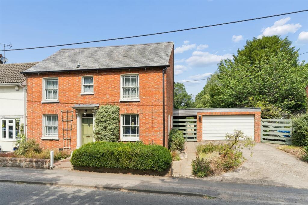 Main image of property: High Street North, Stewkley, Buckinghamshire