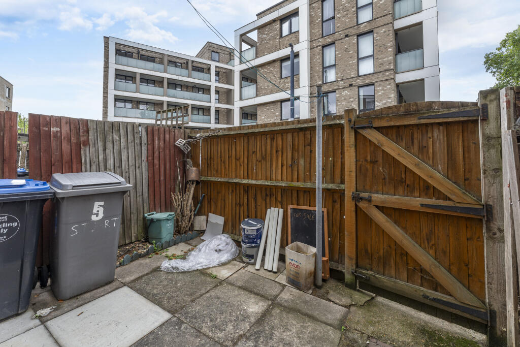 Stuart Road, London, NW6 - View 5