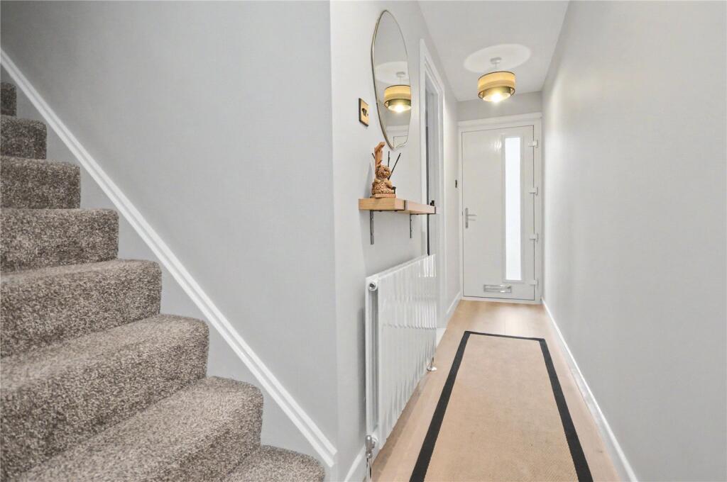 House in Leeds, West Yorkshire - View 5