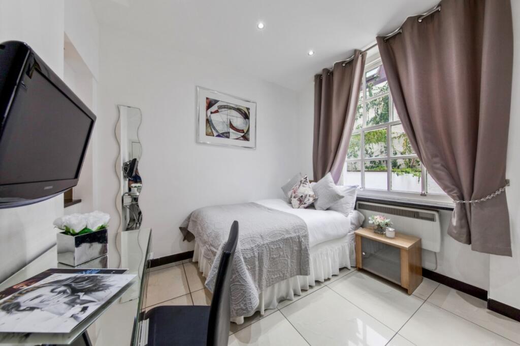 Main image of property: Gloucester Place, London