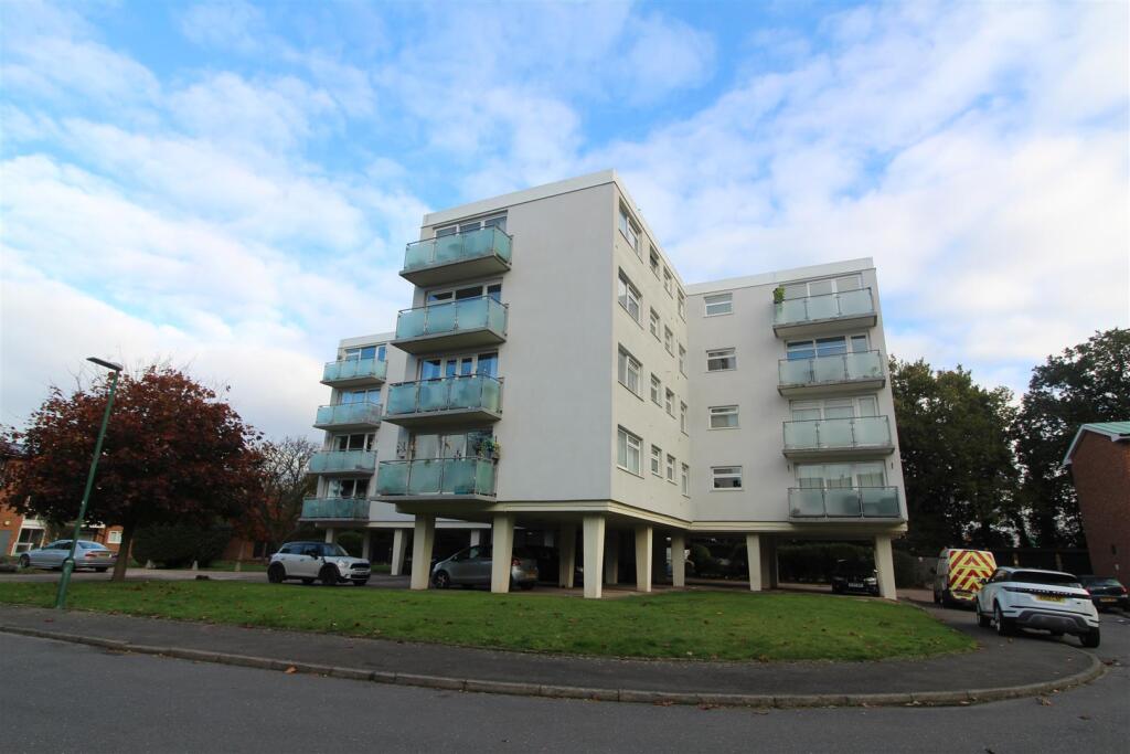 Main image of property: Ardendale, Harwood Grove, Shirley