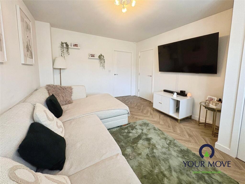 House in Coventry, Bedworth Heath - View 2