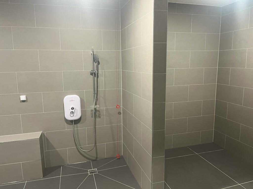 6 South Cargo - Shower.jpeg