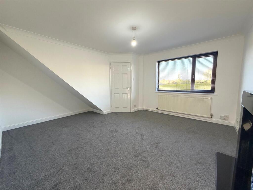 Lower Southfield, Westhoughton, Bolton photo 4
