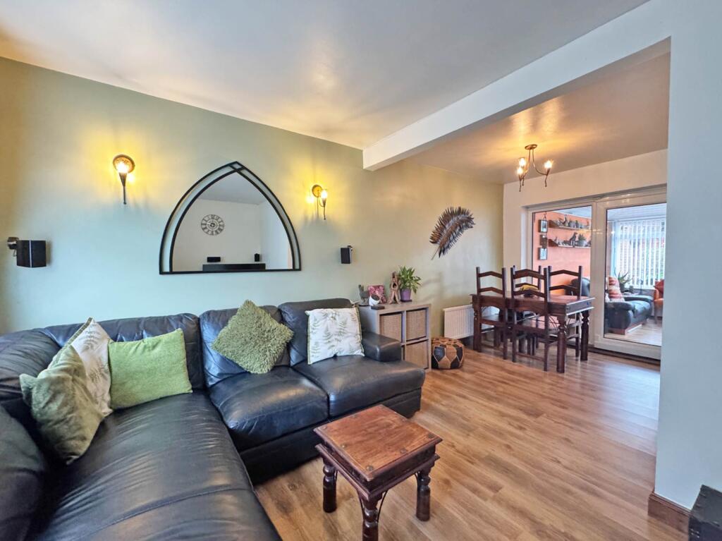 Houghton Street, Royton photo 3