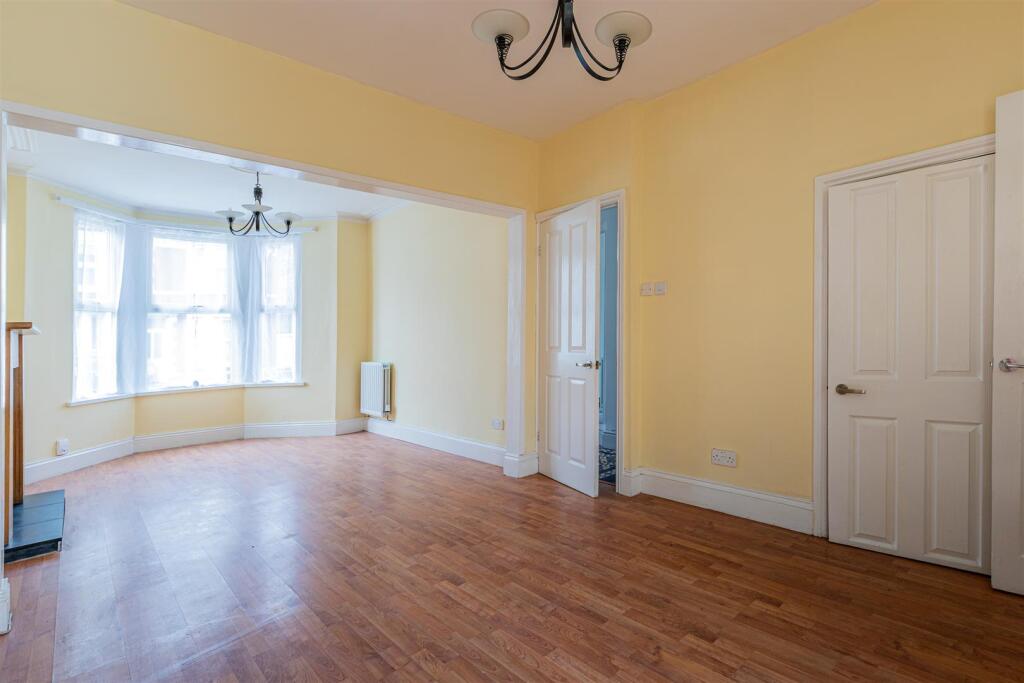 House in Cardiff, Pengam Green, Splott - View 4