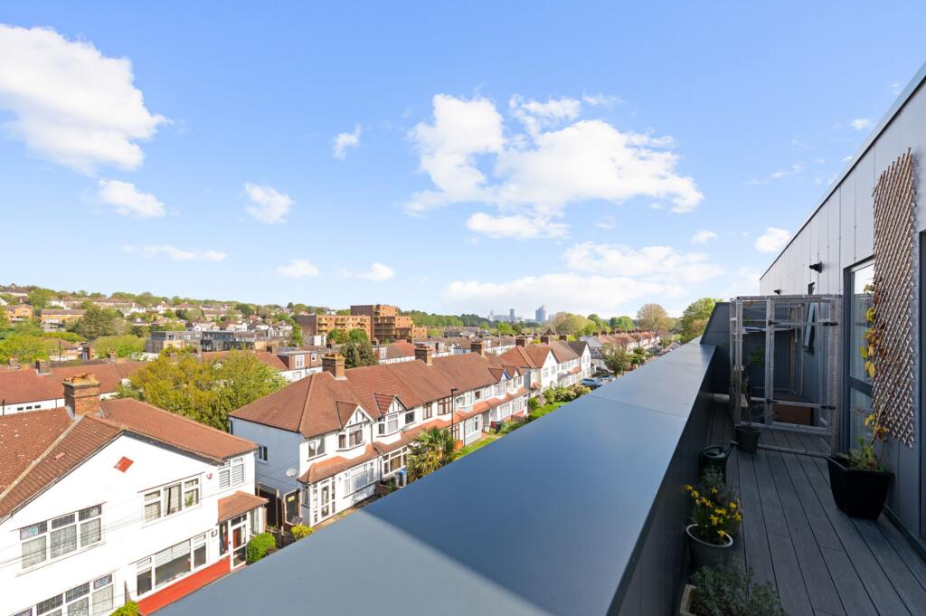 Main image of property: Braemar Avenue, Longus Point, CR2
