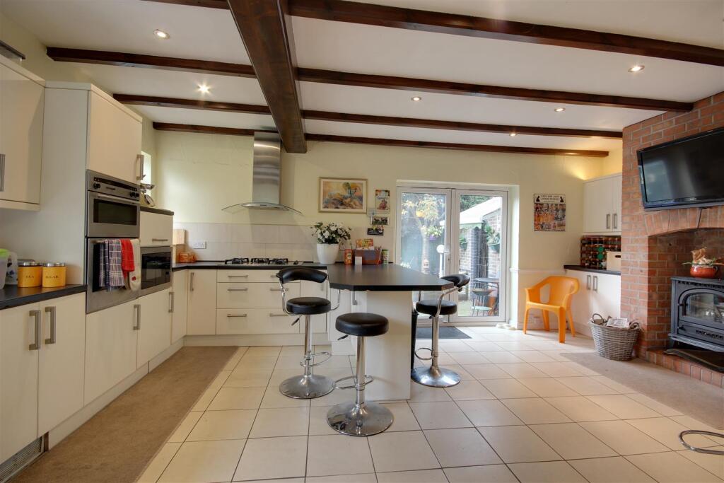 Main image of property: Lynwood Avenue, Anlaby