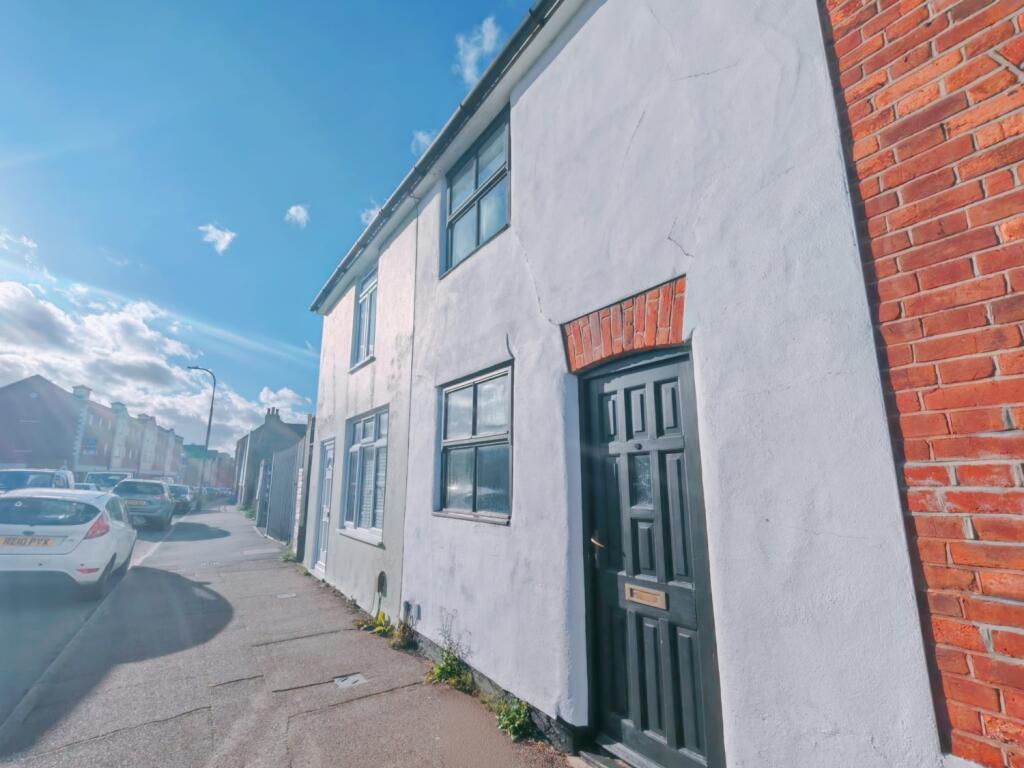 Main image of property: Magdalen Street, Colchester CO1