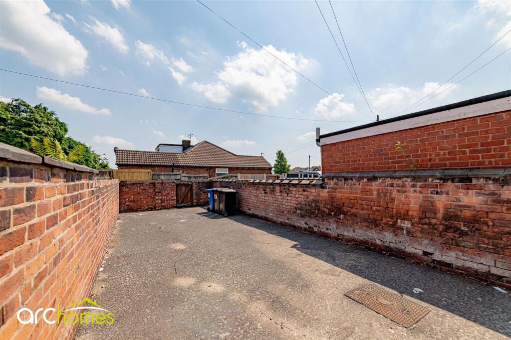House in Wigan, Greater Manchester - View 4