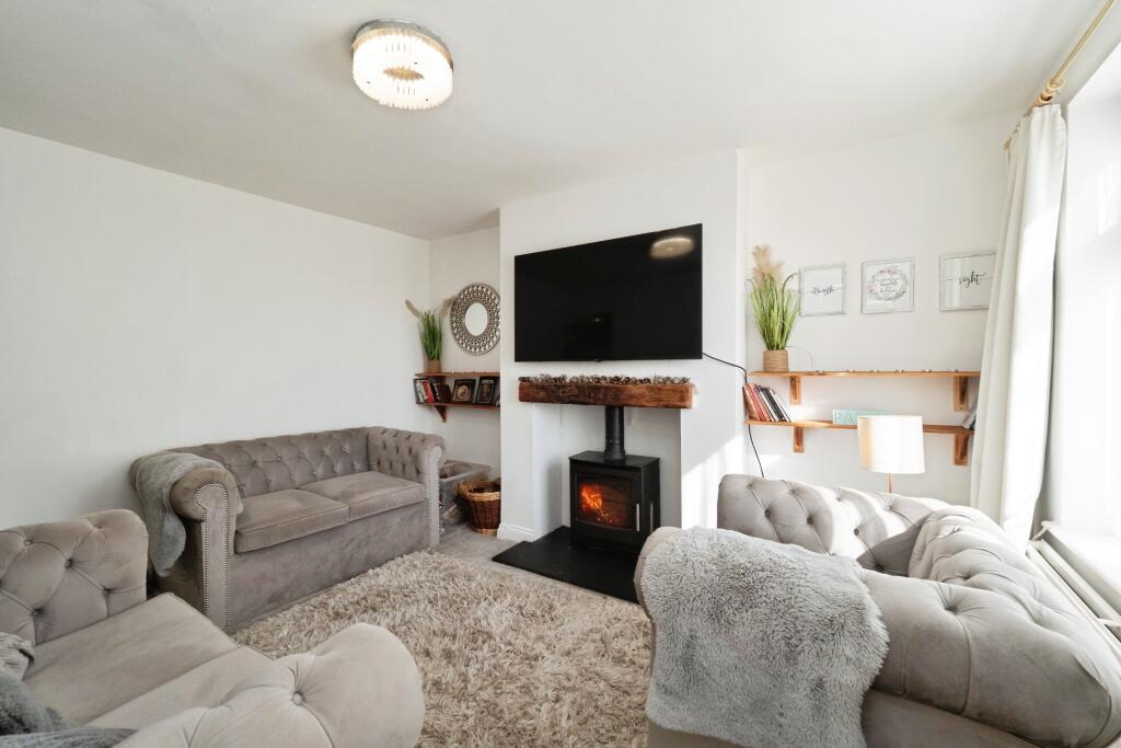 House in Newark and Sherwood, Blidworth - View 2