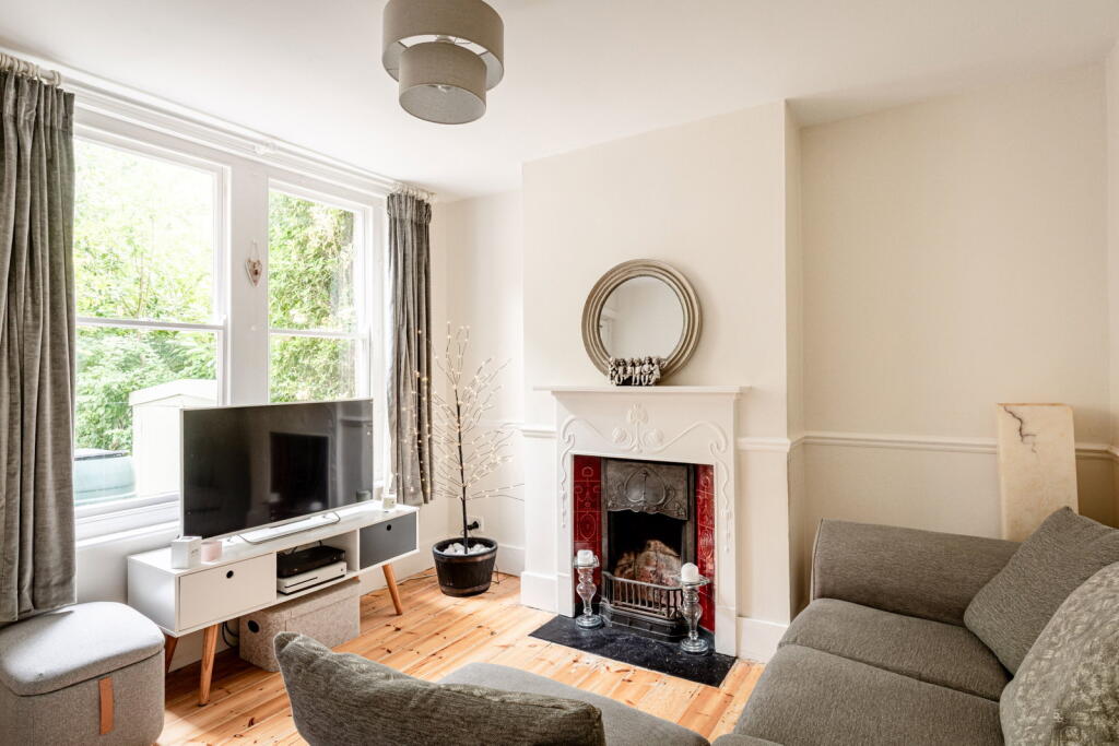 House in Tonbridge - View 3
