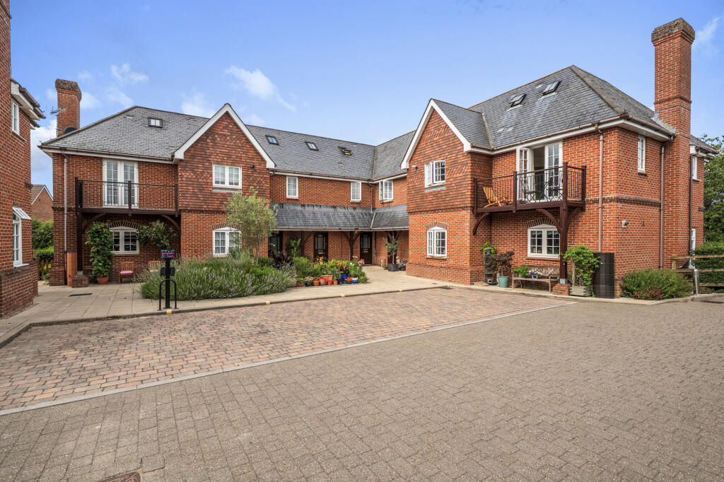 Main image of property: Enborne Gate, Newbury, RG14