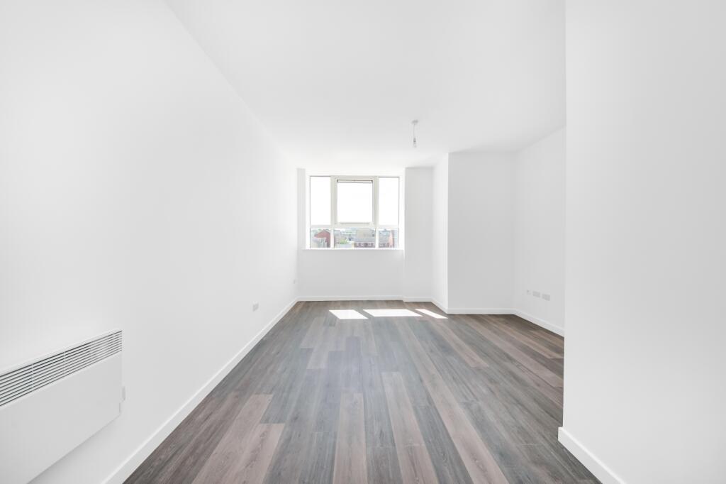 Additional image 5 of Card House, Bingley Road, Bradford, BD9 6FF