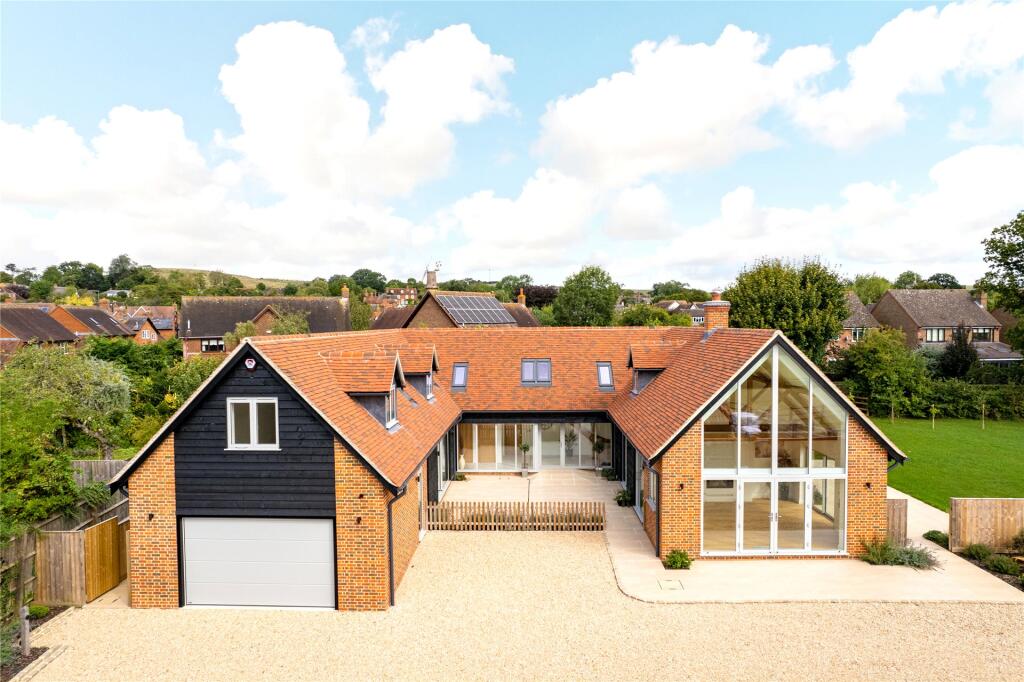 Main image of property: Station Road, Quainton, Aylesbury, Buckinghamshire, HP22