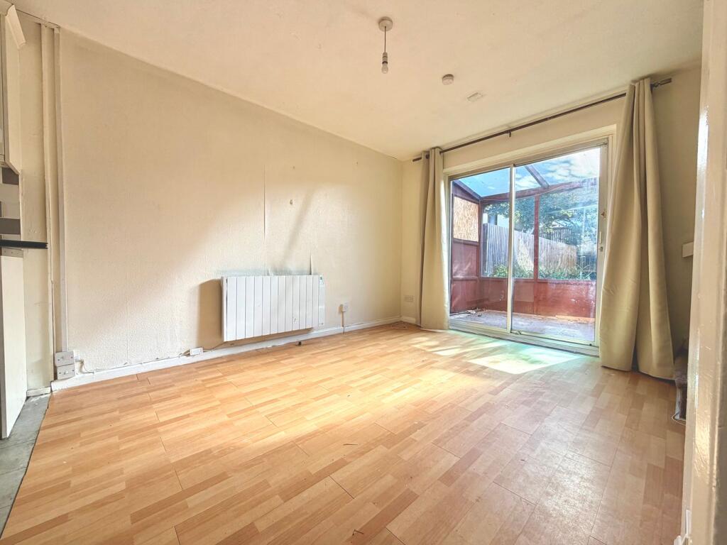 House in Milton Keynes, Bradwell - View 2