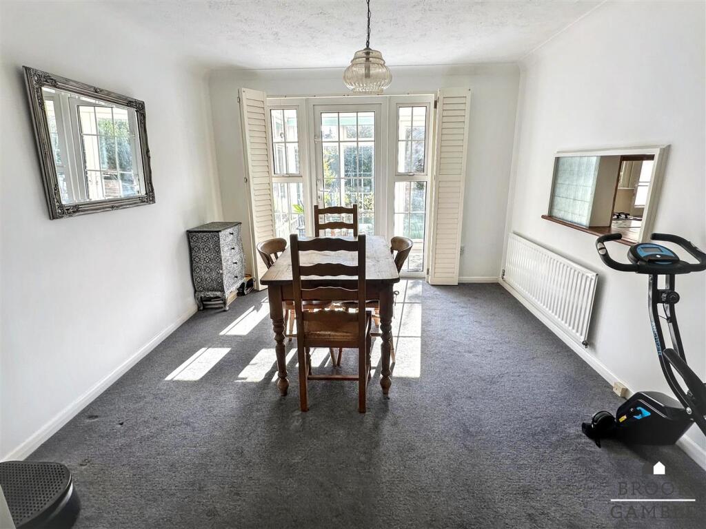 House in Eastbourne, East Sussex - More