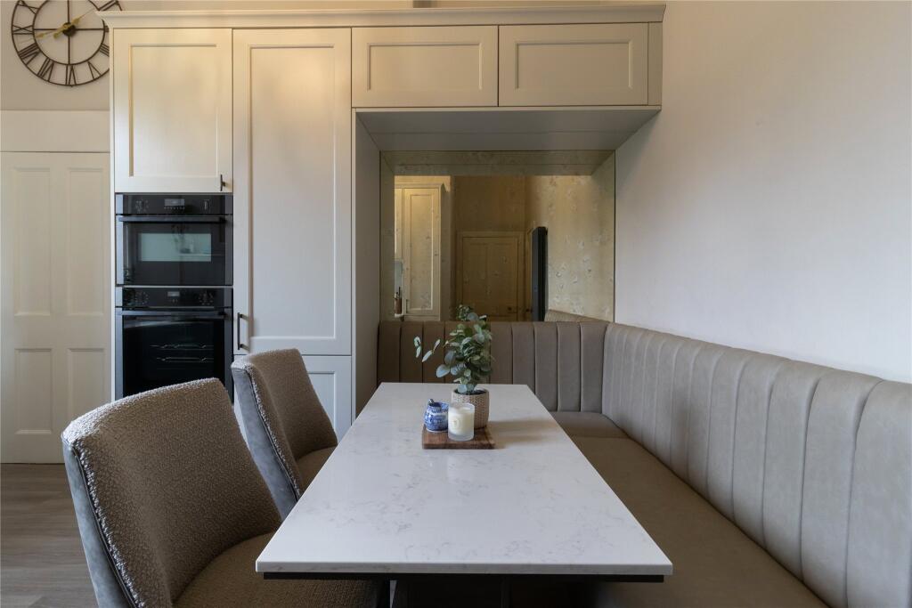Apartment in Edinburgh, Goldenacre, Inverleith - View 5